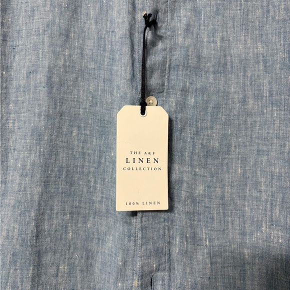 Men’s Abercrombie & Fitch Light Blue Linen Button Down. Long Sleeve. Office - Picture 3 of 11